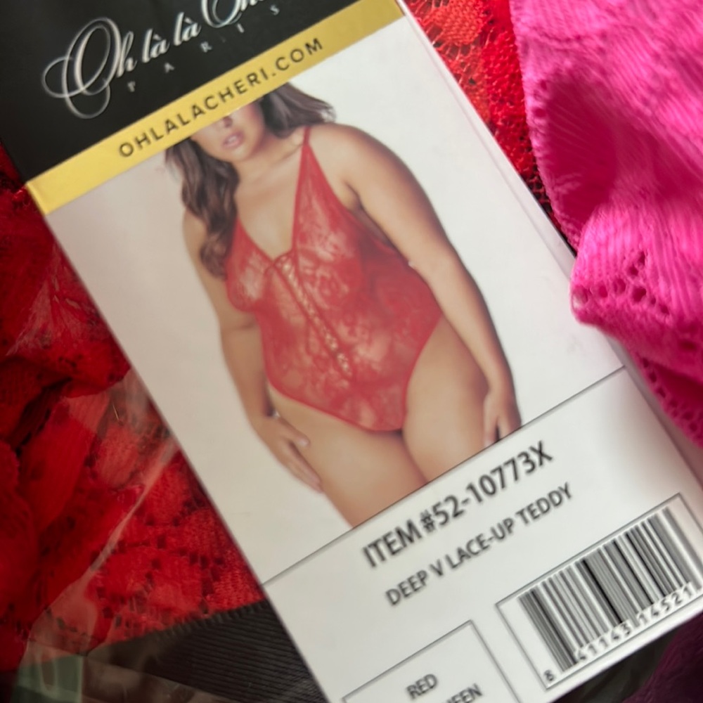 NWT lingerie all 2X or Queen size